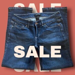 White House Black Market Sz: 6 Crop Leg Blue Jeans